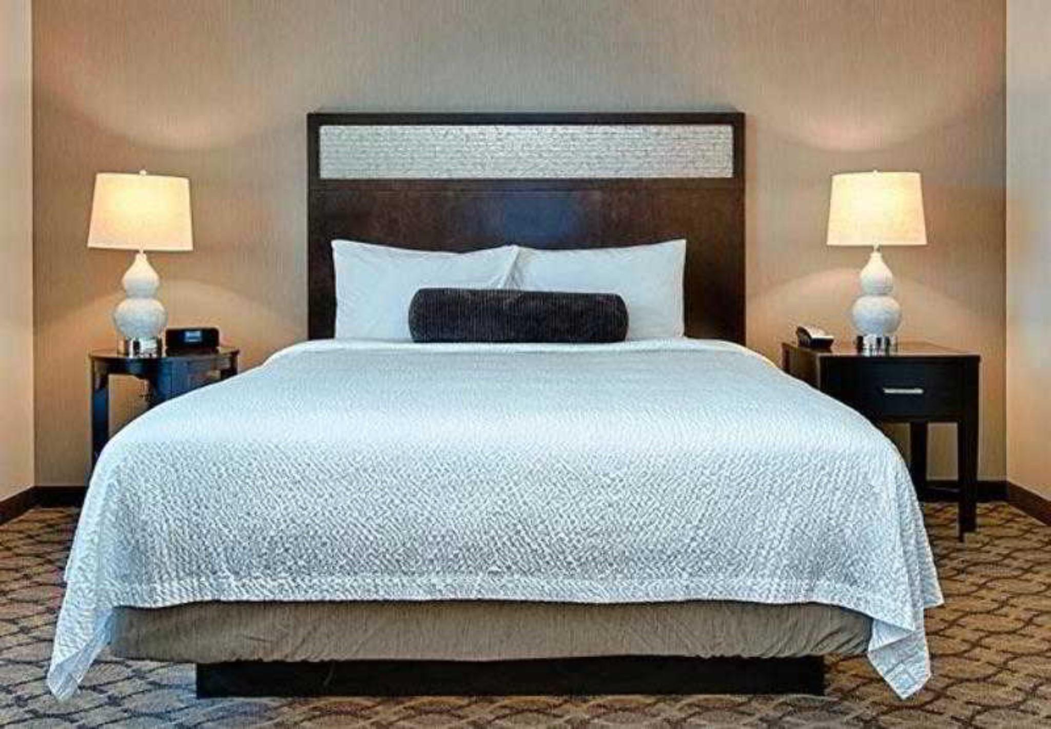 Residence Inn By Marriott Boston Logan Airport/Chelsea Room photo