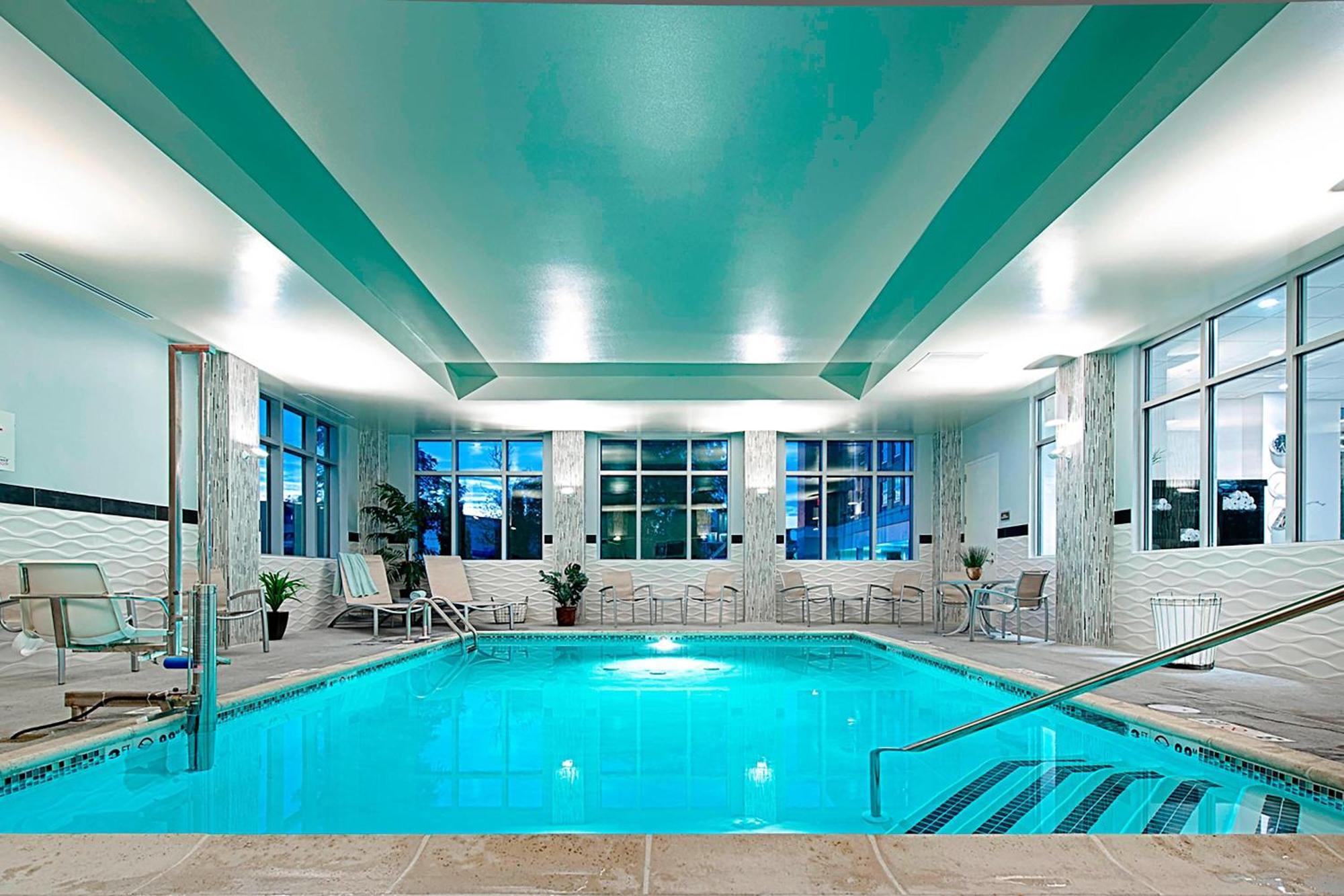 Residence Inn By Marriott Boston Logan Airport/Chelsea Exterior photo